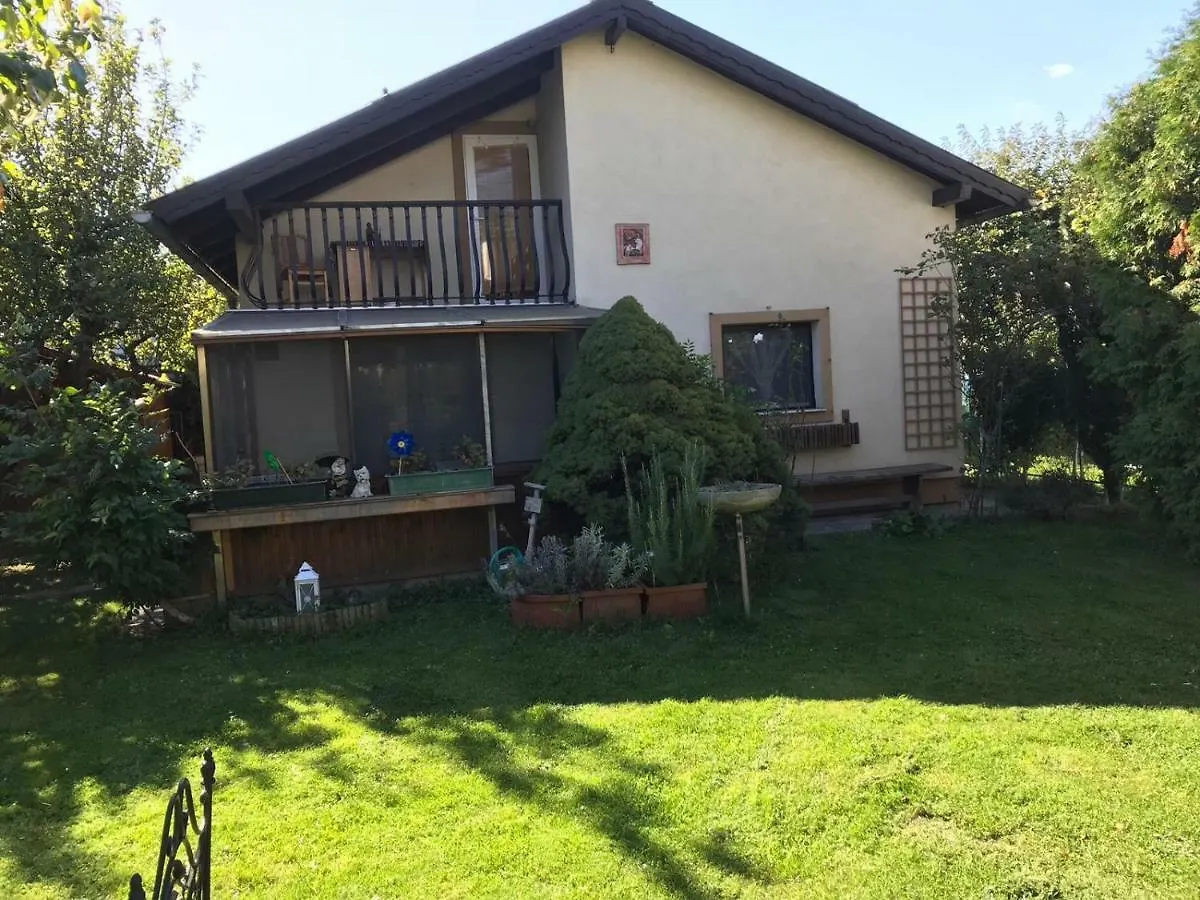 Central Garden House With Parking Lot Wiedeń Austria