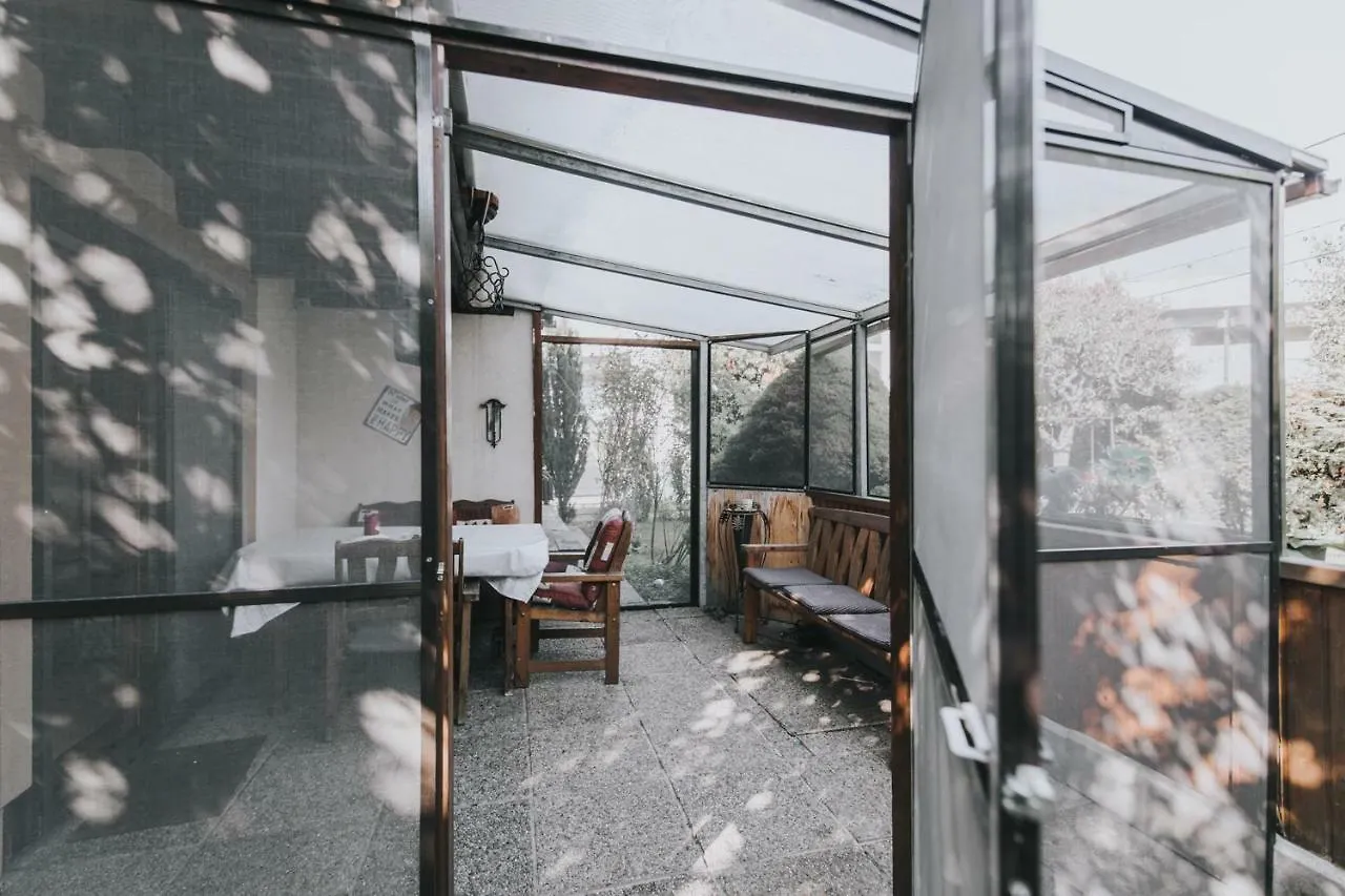 Apartment Central Garden House With Parking Lot Wien